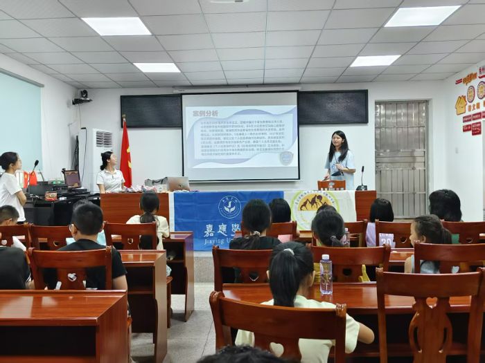 法潤程江護童心，青春支教踐初心——嘉應學子法治義教行